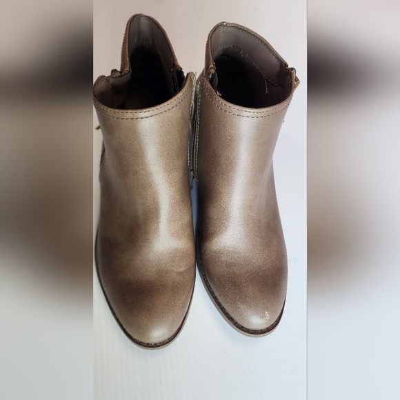 Arizona Jean Company Brown Ankle Booties with Side Zipper - Picture 2 of 8